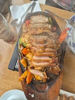Paniertes Hühnerfleisch Mit Gemüse Tai-curry Soße Nr 54